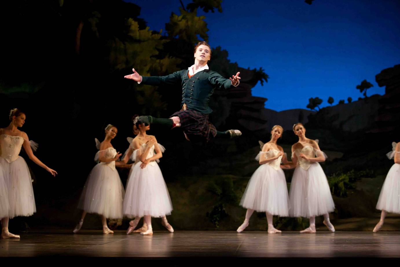 La Sylphide: Alban Lendorf AAAAA© Costin Radu